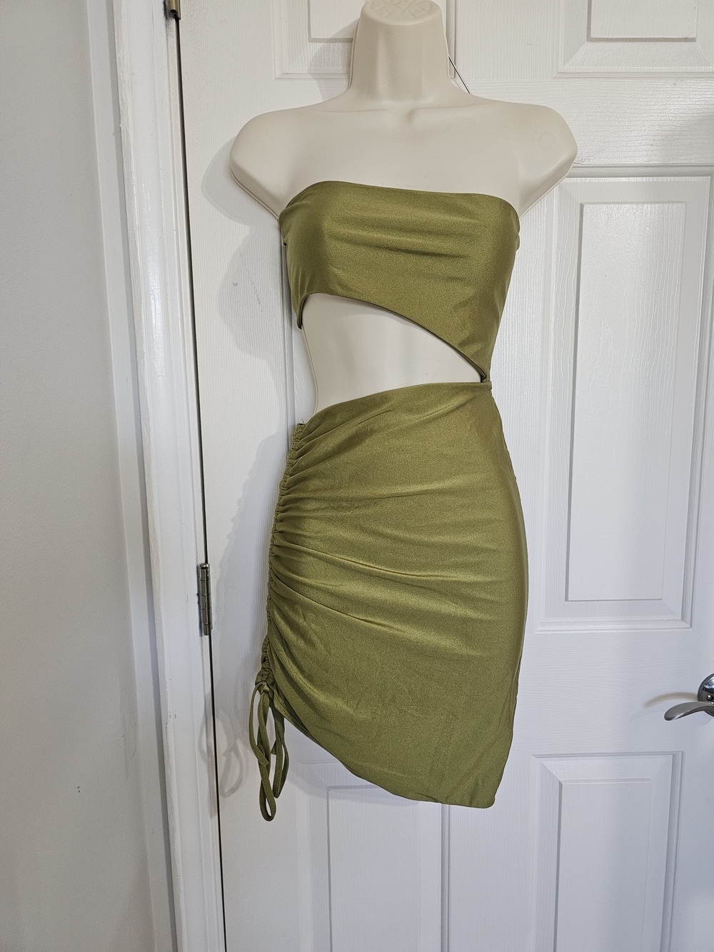 Edikted Green Strapless Mini Dress Size Small